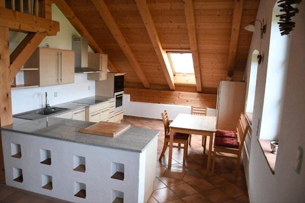 Ferienwohnung Glueck Saaldorf-Surheim Exterior foto